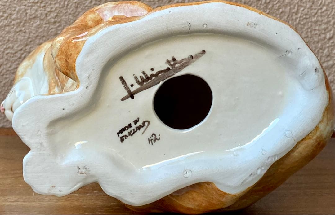 モデルNo.42 ウィンスタンレイキャット　初期　ジンジャー猫　貫入無し❣️