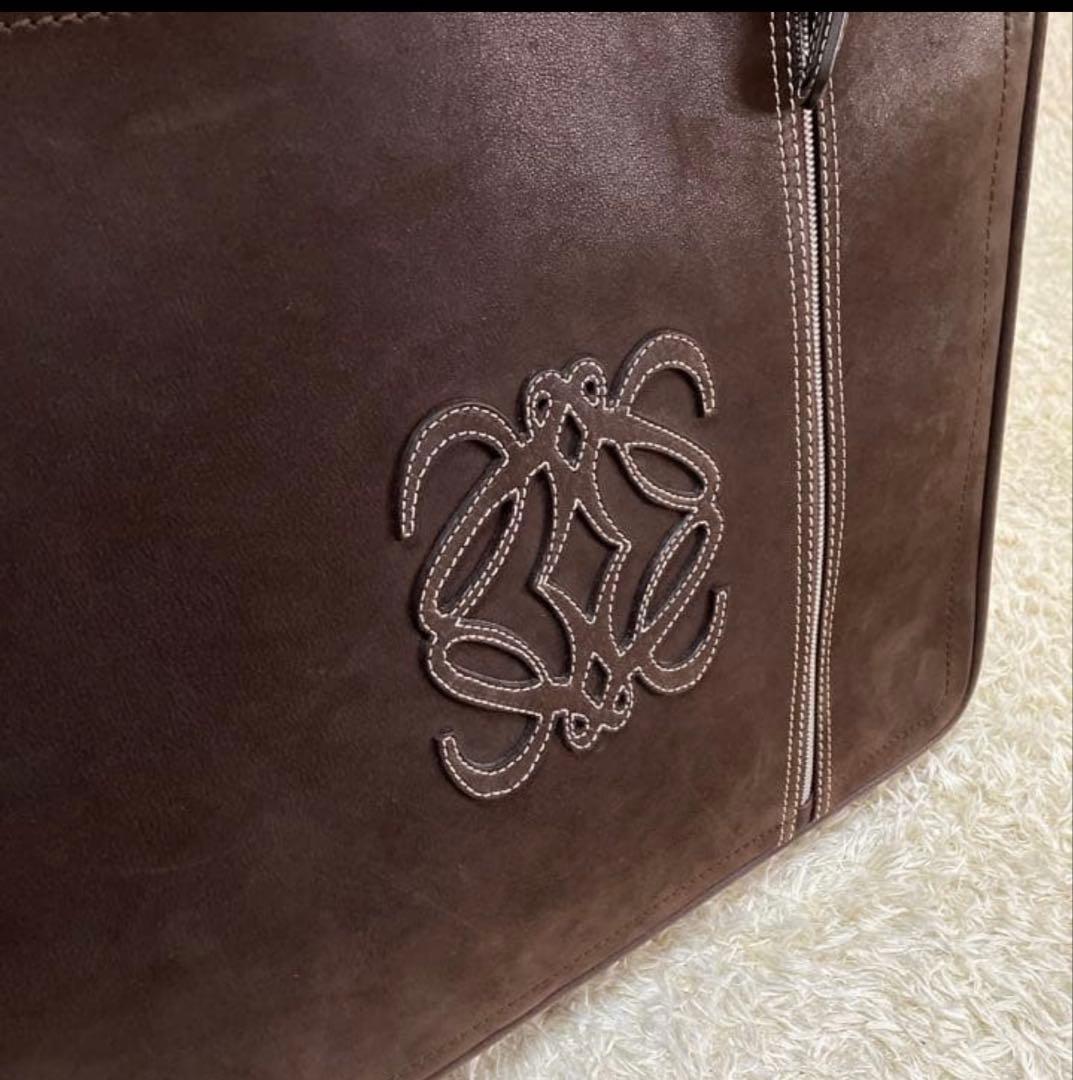 こ*め様 【LOEWE】キャリーケース　アナグラム　スムースレザー　焦茶色　大容