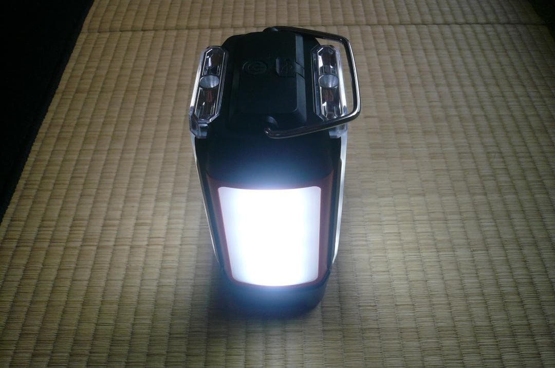 【Type-Cコード付】コールマン クアッドマルチパネルランタン 災害 ※訳アリ