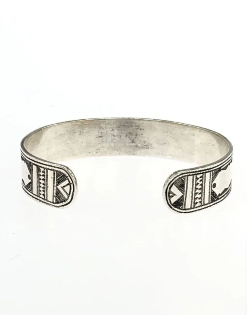 トゥアレグ　シルバー　バングル　ブレスレット　ビンテージ