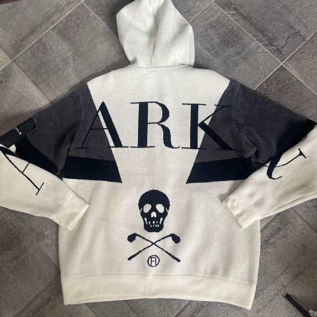 大人気モデル★完売品★希少モデル★マークアンドロナ ニットパーカー