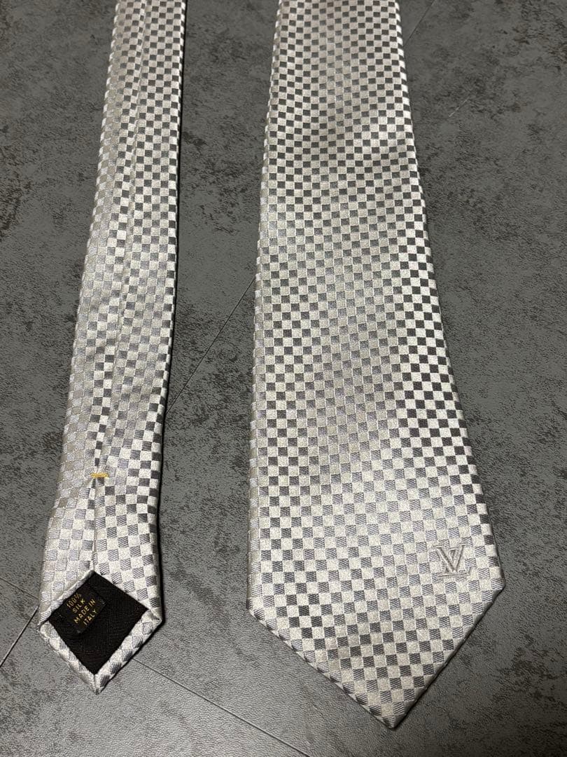 LOUIS VUITTON シルバー チェック柄 ネクタイ