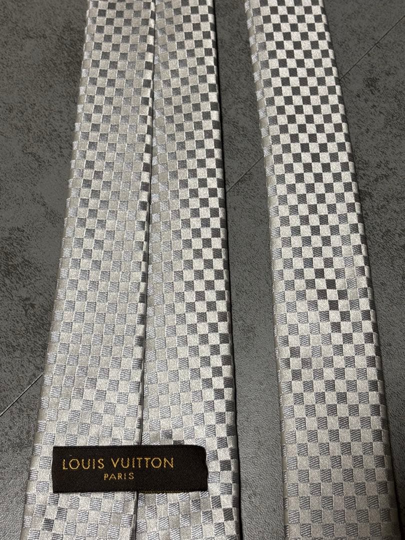 LOUIS VUITTON シルバー チェック柄 ネクタイ