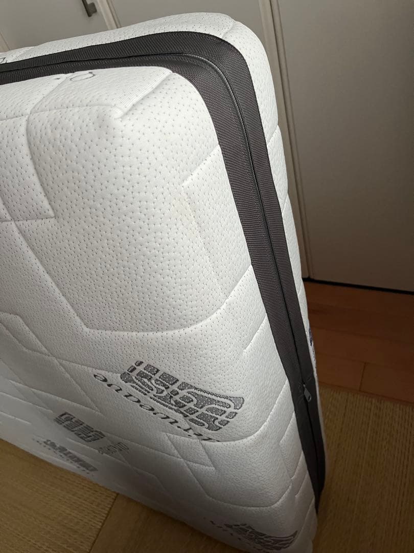 【早い者勝ち】エアウィーヴ ベッドマットレス S04 シングル３年保証書付★