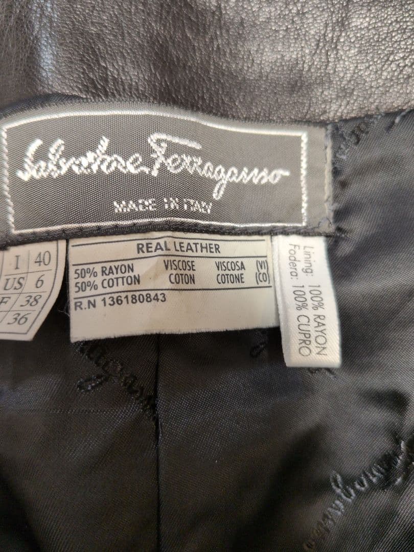 【極美品】フェラガモ☆ティアード　フリル　リアルレザー　マーメイド　スカート