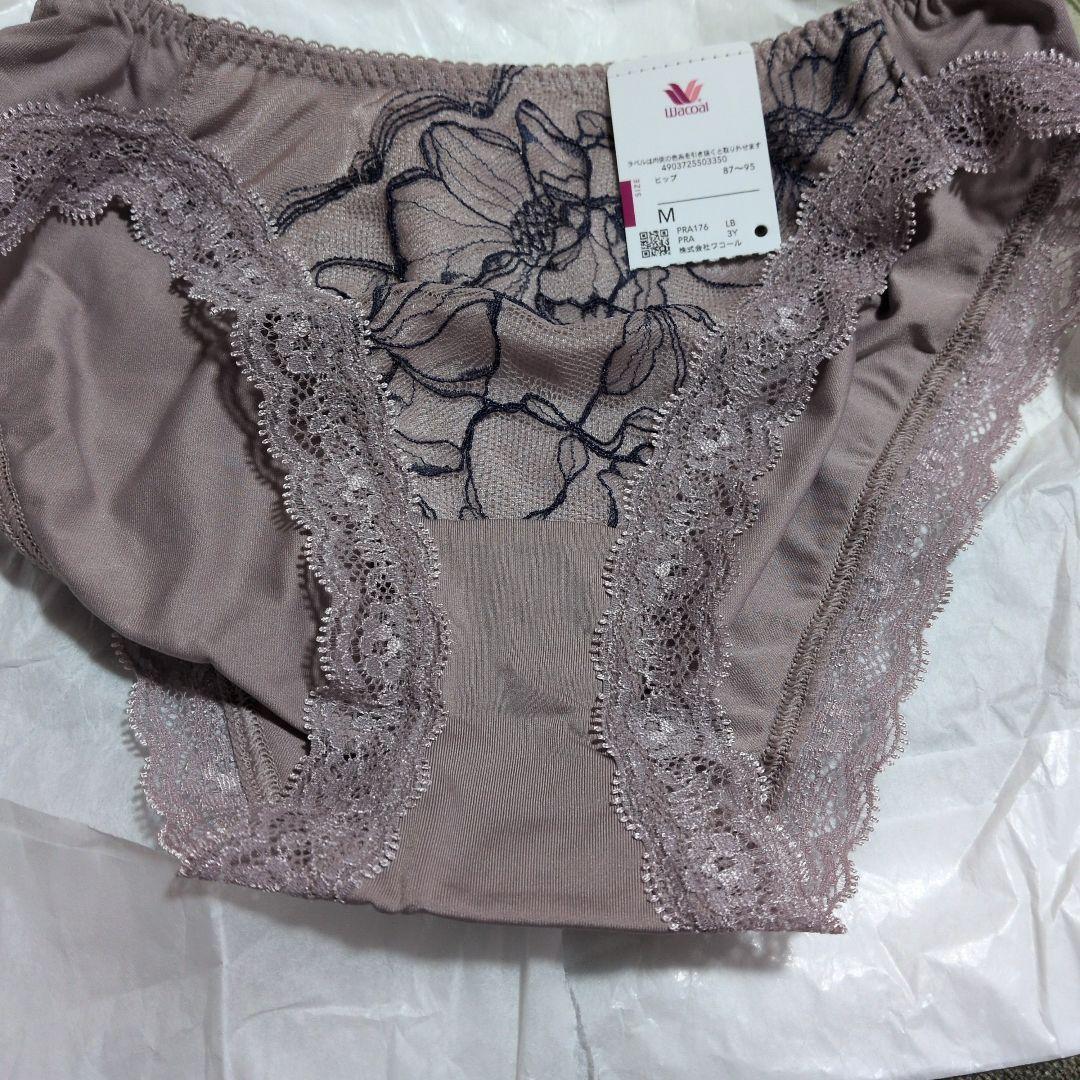 ワコール女神のヒミツブラ＆ショーツ