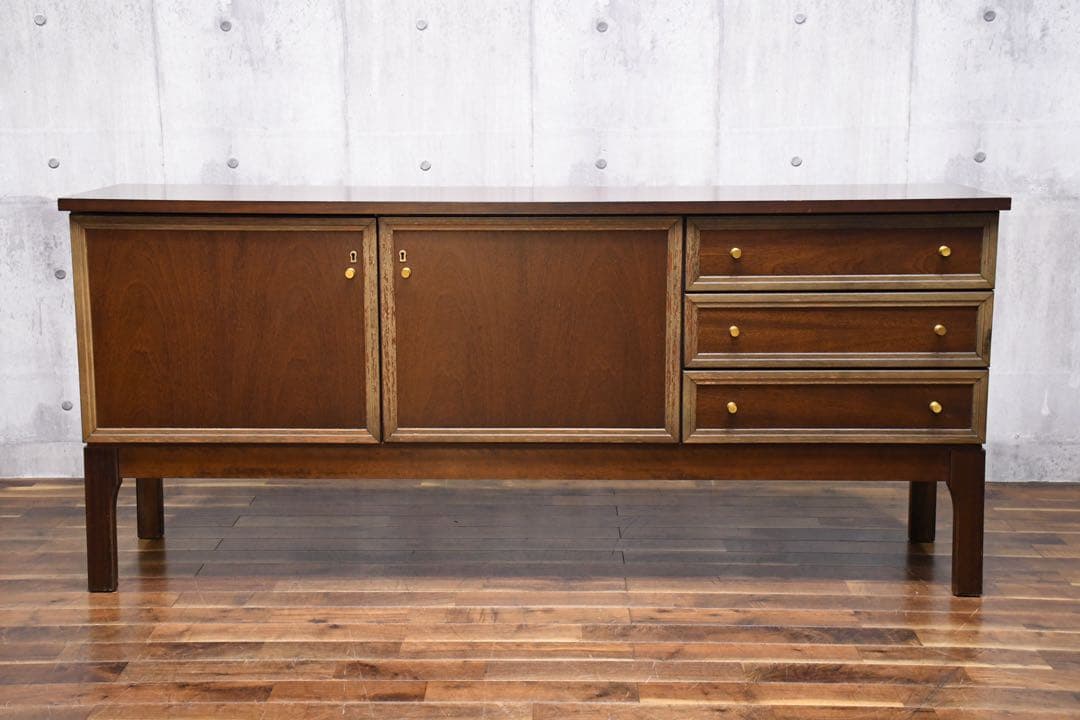 EGK33 パレットモベルヴェルク ヴィンテージ マホガニー材 サイドボード