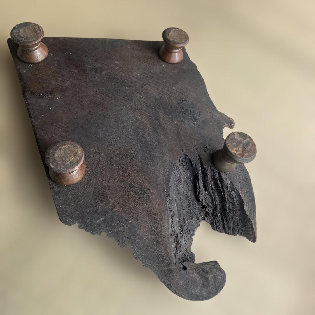 木製ダークブラウン置物 自然な形状