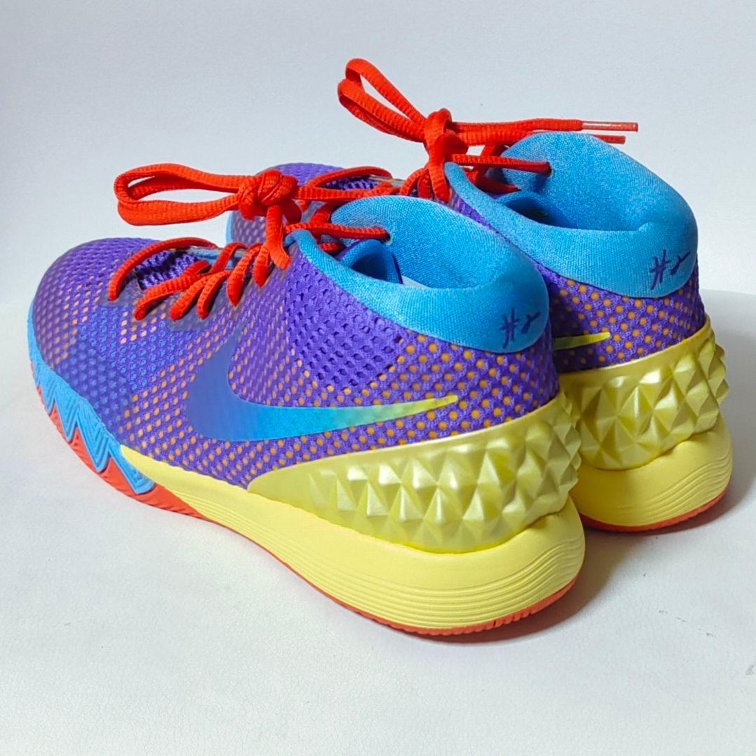【美品】ナイキ カイリー１ Nike Kyrie 1　バッシュ　24.5cm
