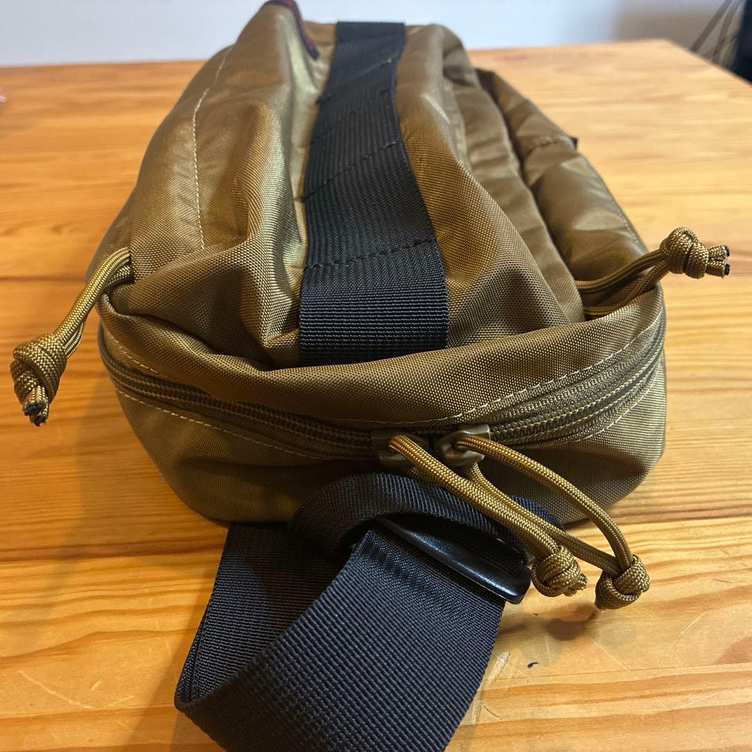 ブリーフィング　ショルダー SLING WALKER BRIEFING