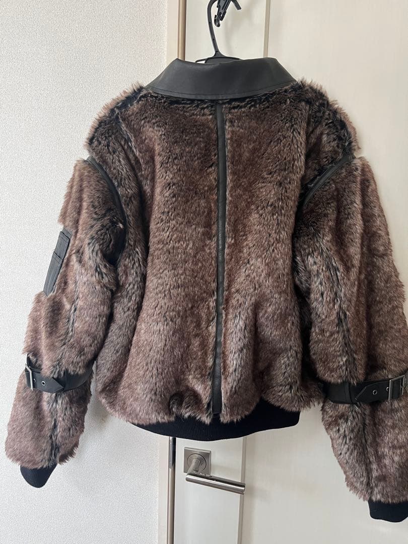 UNDERHUNK / スイッチデザインフェイクファーフライトジャケット