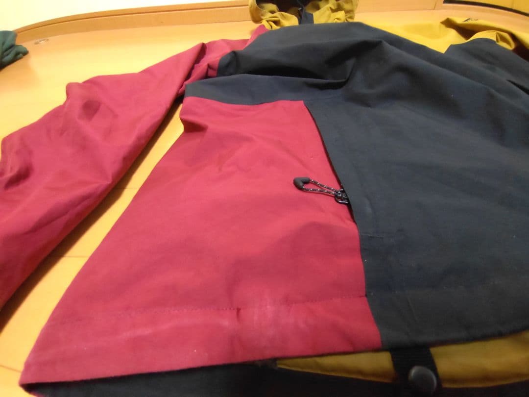 686 GORE-TEX　スノーボード　スキー　ウェア　ゴアテックス