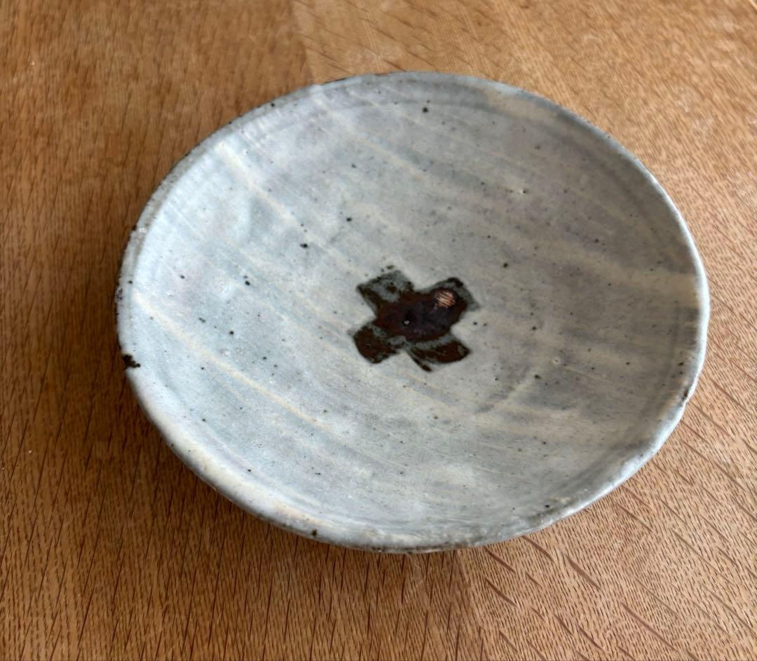 小野哲平　クロス皿 15センチ 美品 ホワイト地に黒クロス➕のレア皿