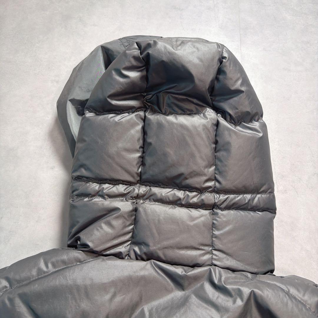 MONCLER モンクレール ダウンジャケット ワッペン フリル グレー フード