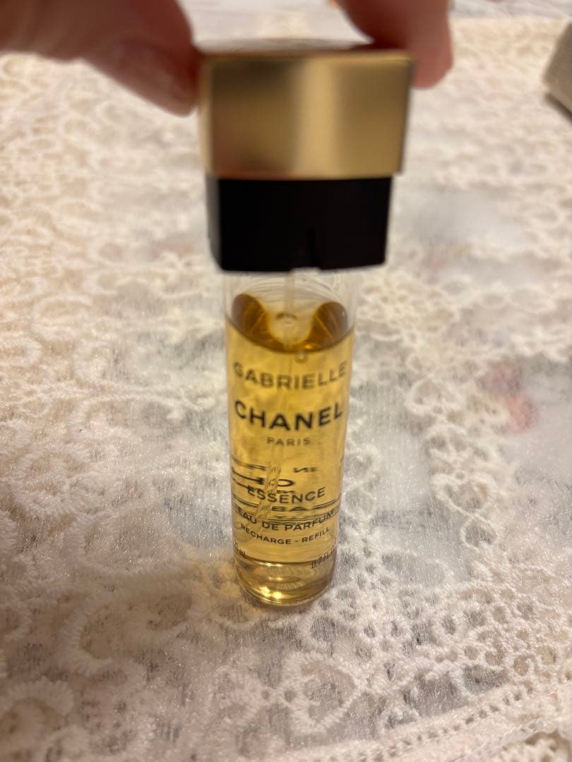 ガブリエルCHANEL エッセンスオードパルファム　ツイスト＆スプレイ