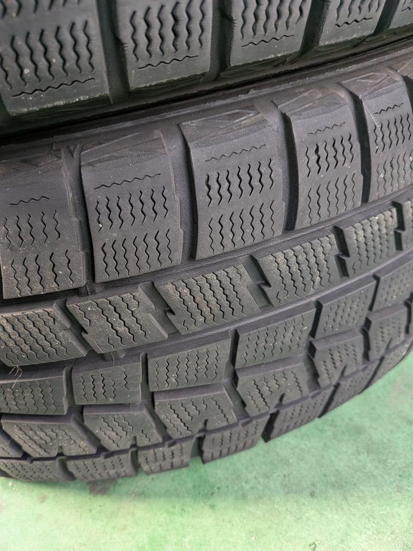 DUNLOP WM01 215/65R16 スタッドレスタイヤ