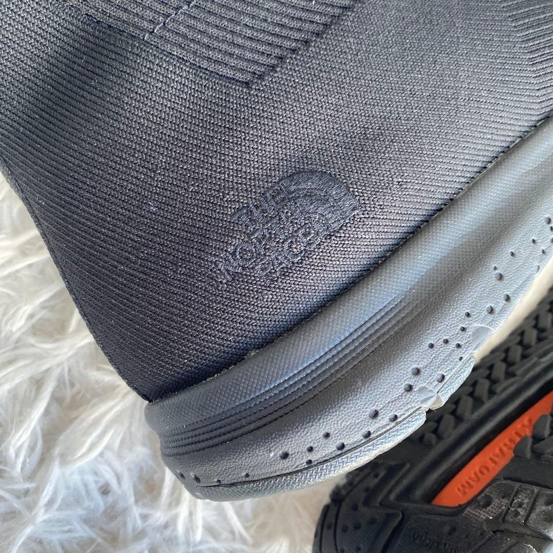 未使用に近い　ノースフェイス ベロシティニット　ゴアテックス　ブラック　箱付き