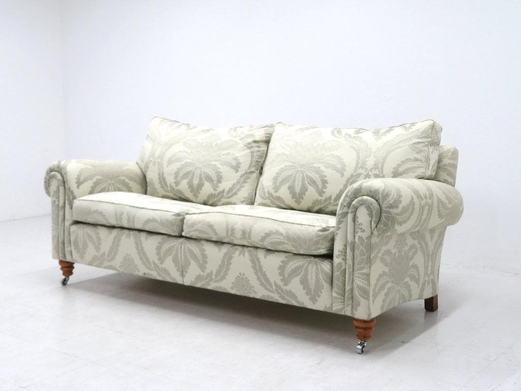 展示品　IDC大塚家具　デュレスタ　3人掛けソファ　トリプルソファ　モダン