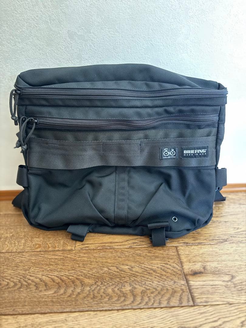 別注BRIEFING メッセンジャーバッグ ブラック　木梨サイクル