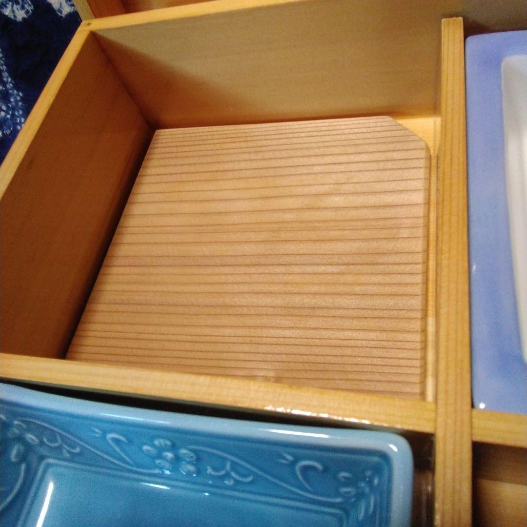 ともこ　松花堂弁当　ヒノキ木製セット 皿4点付き　5客