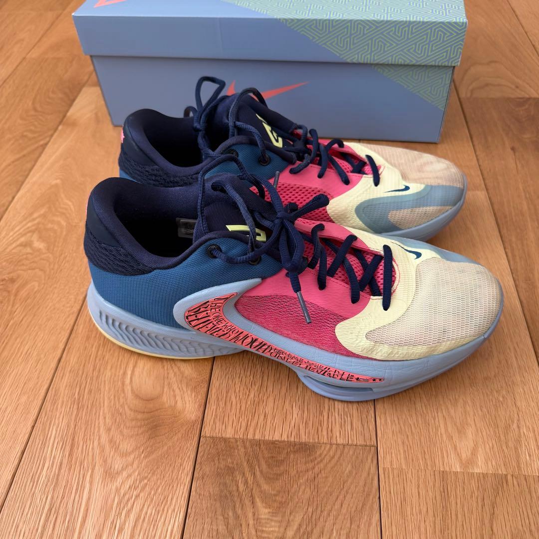 NIKE ZOOM FREAK 4 28.5cm マルチカラー★ナイキ★黒タグ付