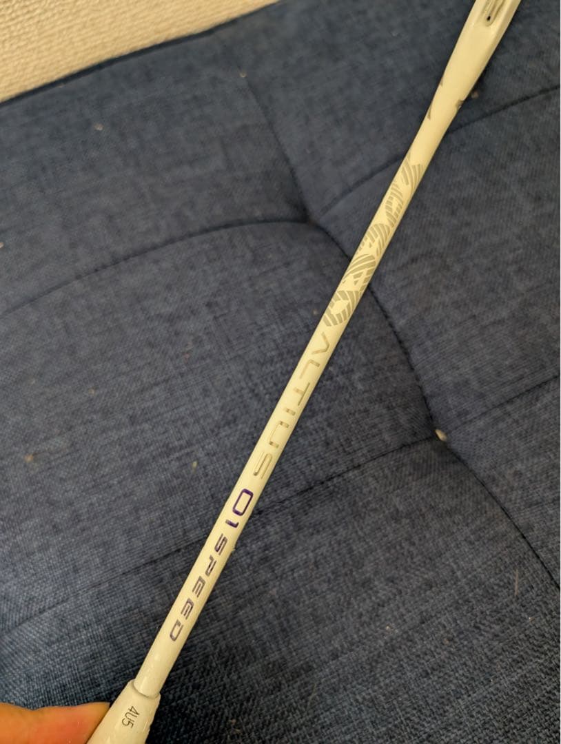 (*ｖ様 【最終値下げ】バドミントンラケット アルティウス01スピード