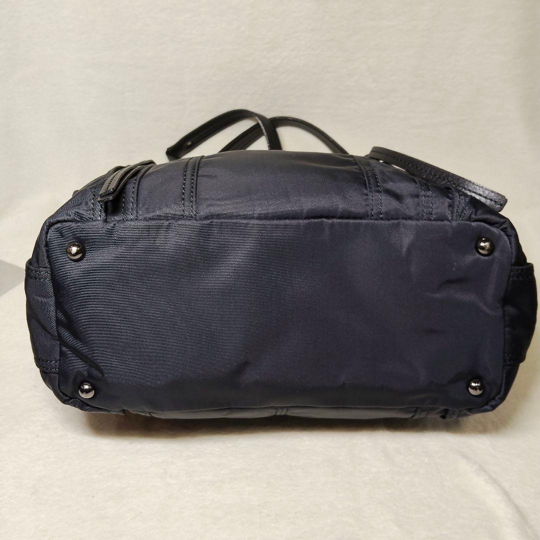 美品 BURBERRY BLUE LABEL トートバッグ メタルロゴ