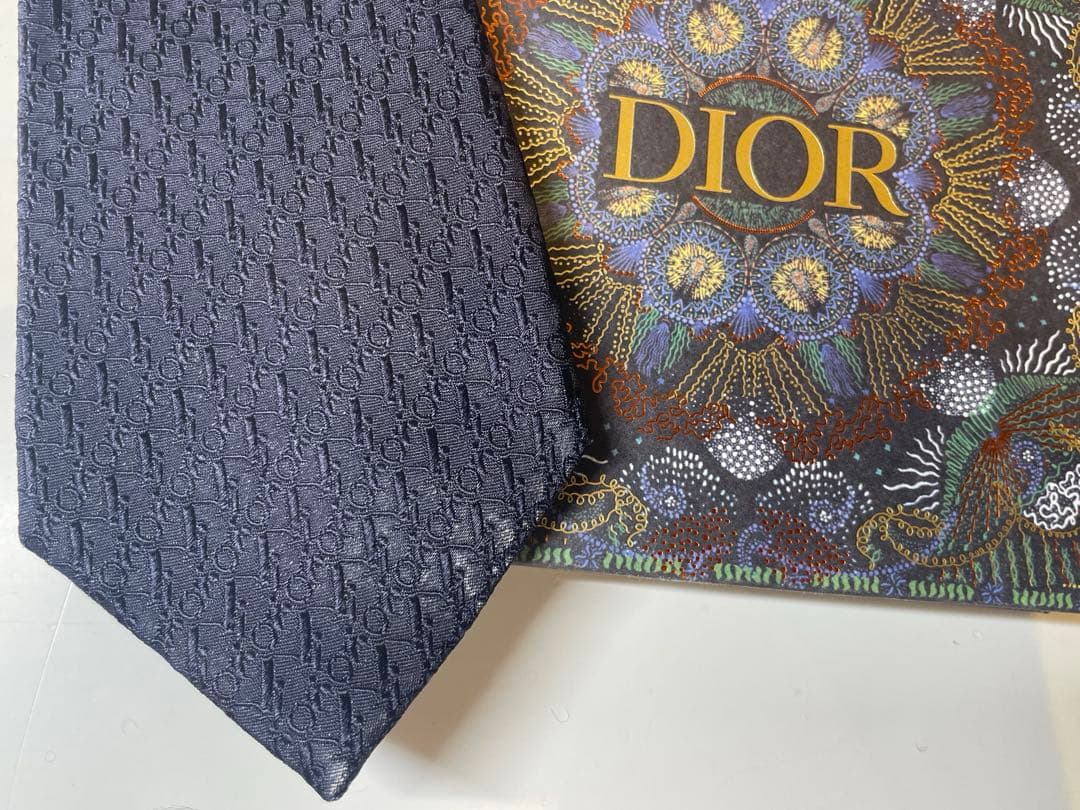 【極美品】ChristianDior ネイビー　ネクタイロゴパターン　成人式向け