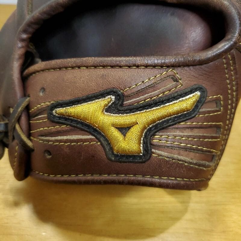 ミズノプロ メジャークオリティ 限定モデル 内野用 硬式グローブ