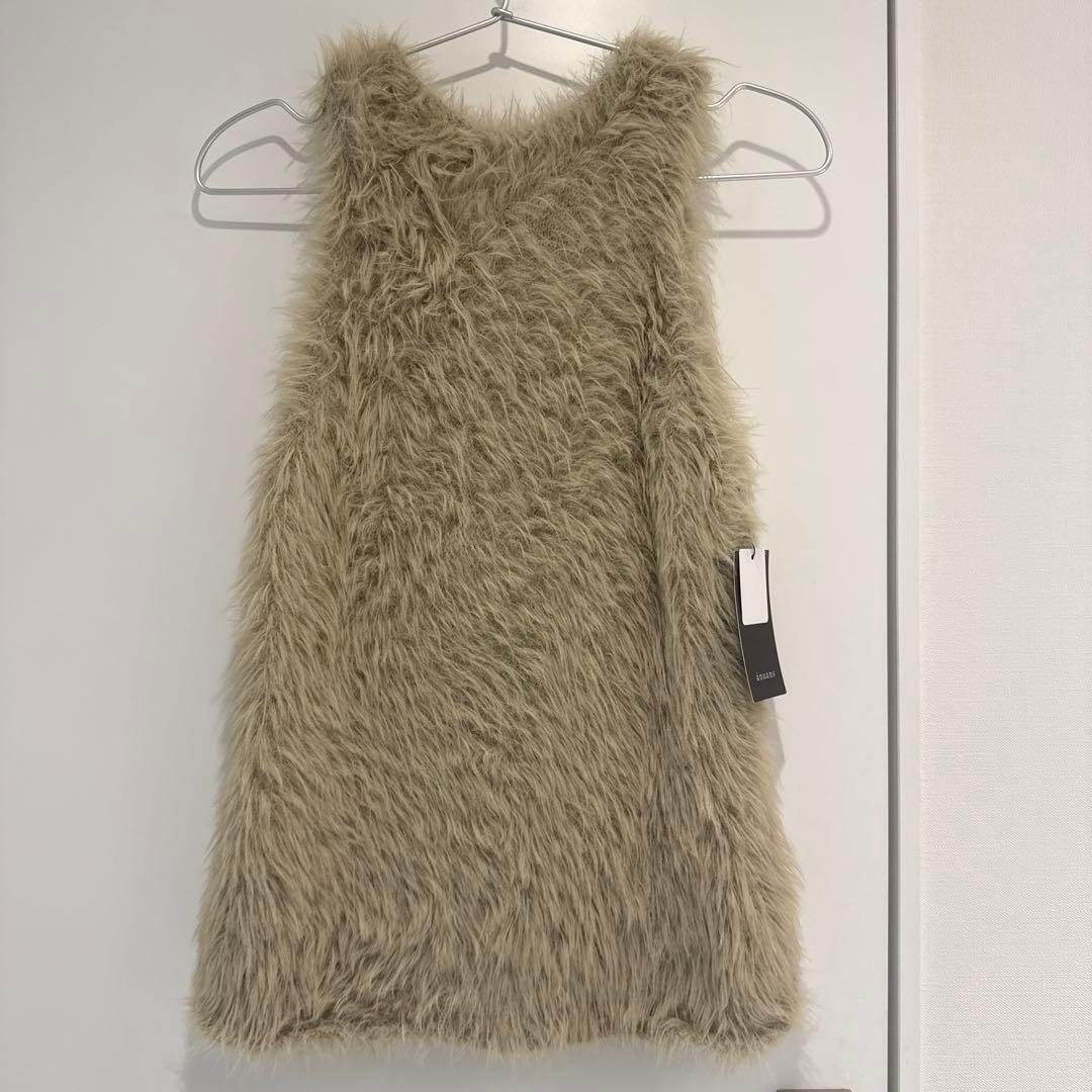 新品未使用 ファーライク ノースリーブニットトップス