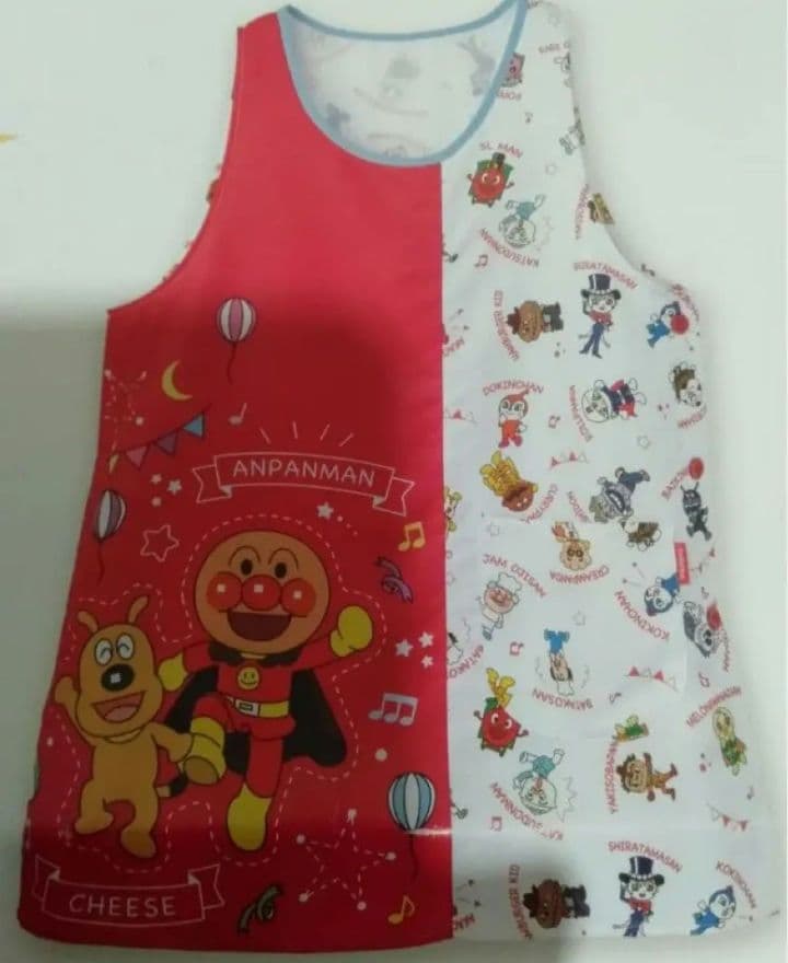 アンパンマン　エプロン　二枚　　みんなあつまれ　だだんだん