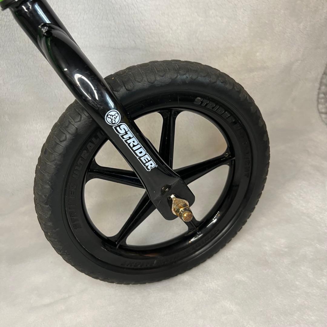 ストライダー　スポーツ　STRIDER SPORTS 黄緑　グリーン　12インチ