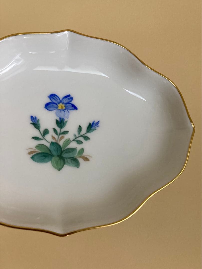 AUGARTEN アウガルテン フラワー 絵変り 金彩 プレート 4枚セット