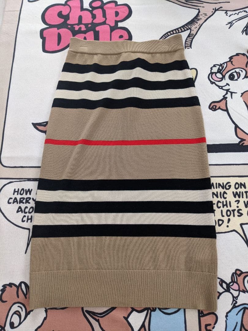 値下げ!バーバリー スカート 新品未使用