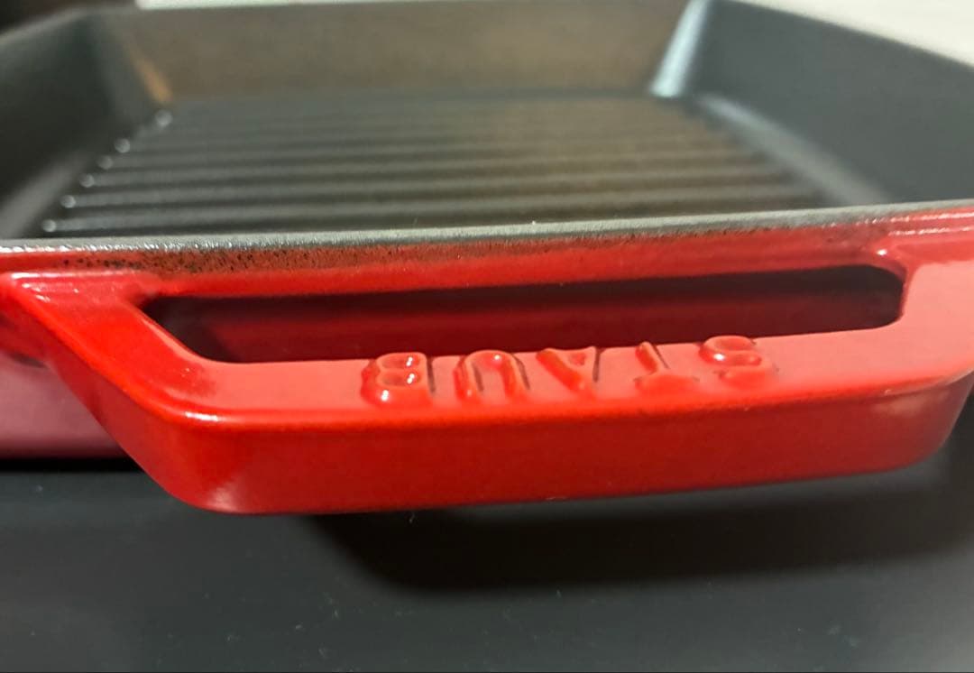 ストウブ　STAUB グリルパン　ピュアグリルスクエア 23㎝