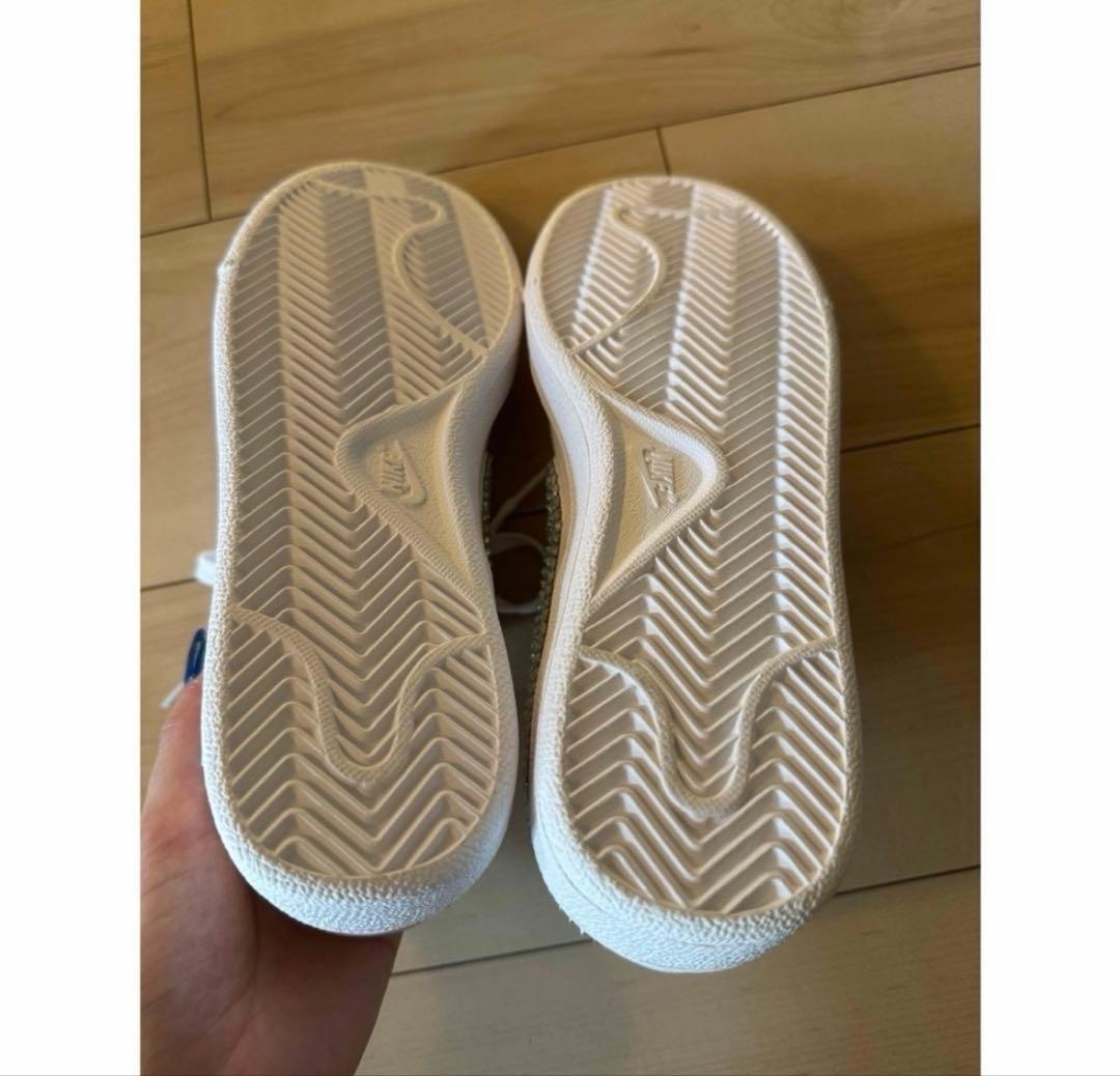 Nike キラキラ　ホワイト　スニーカー