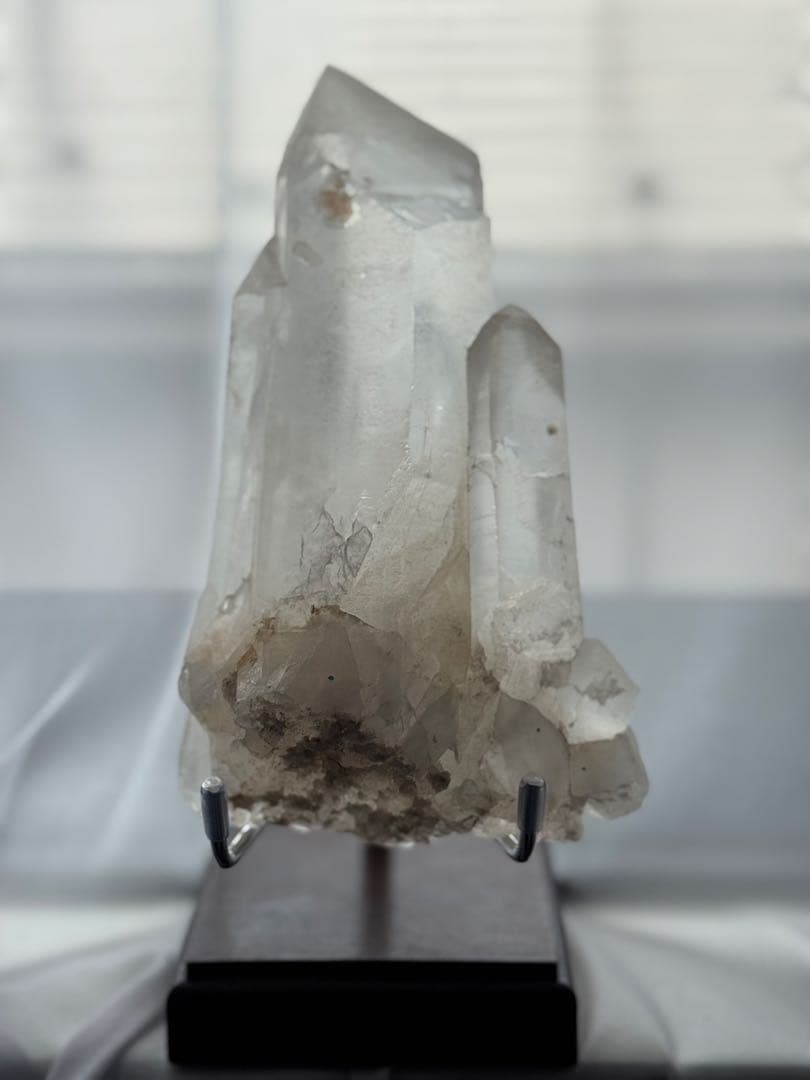 クリアクォーツ クラスター　マダガスカル産※10月中台座付き⭐︎