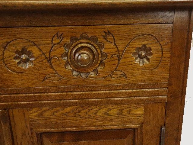 勇峰工芸　雅　花柄キャビネット1100　ナラ材家具　 旭川家具　再塗装済ＵＳＥＤ