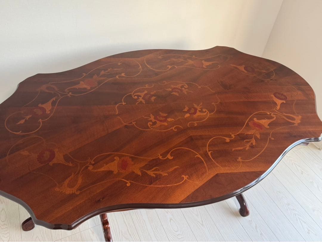 イタリア製 アンティークダイニングテーブルセットレッド