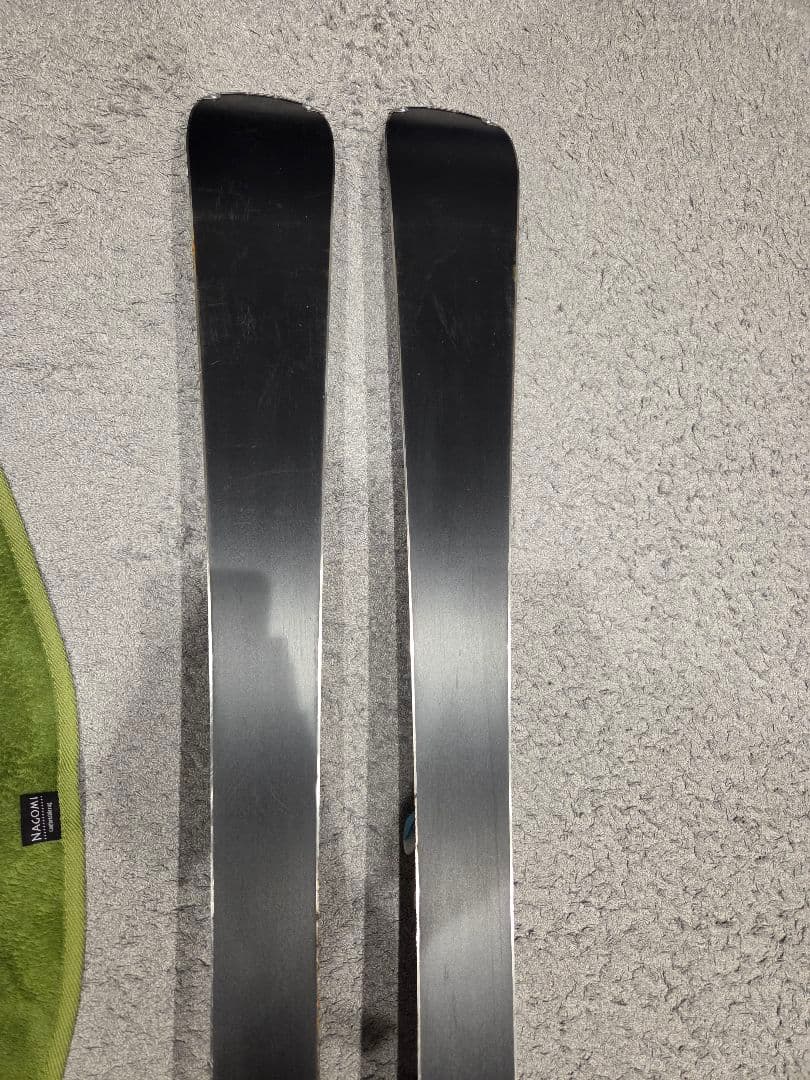 最終値下【中古】RossignolNOVA4/ビンディングLOOKサイズ146㌢