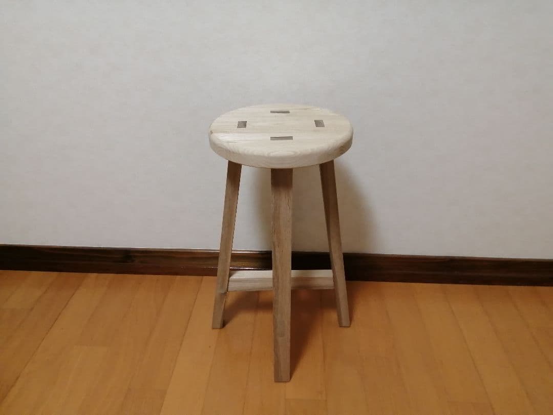 栗材スツール　高さ43cm(ピンホールあり)　丸椅子　stool