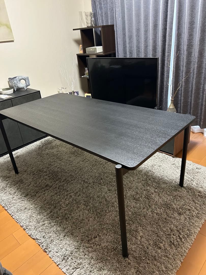 新品未使用　ダイニングテーブル