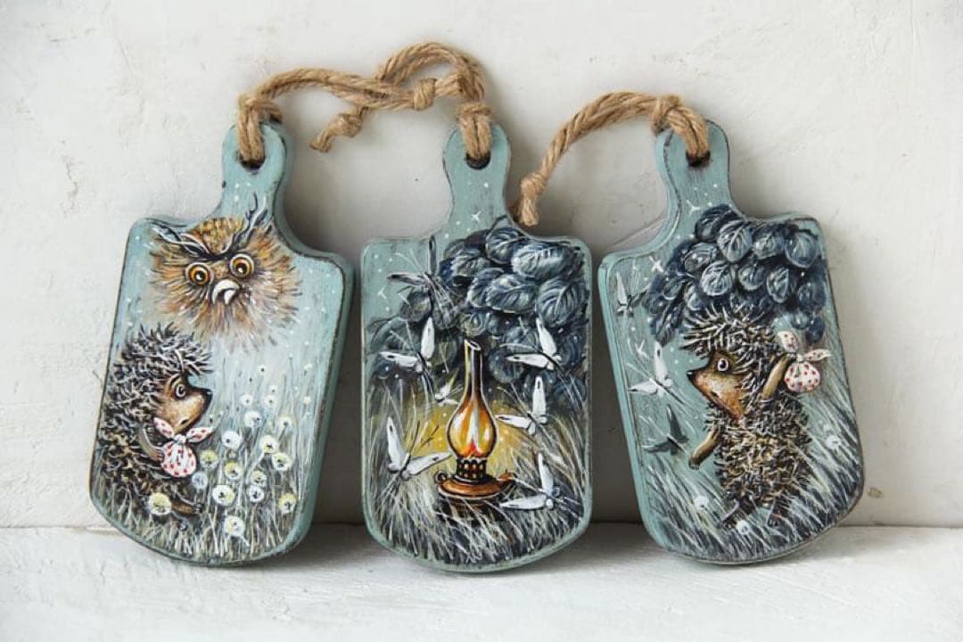 ロシア雑貨☆『霧の中のハリネズミ』木製壁掛け飾り マトリョーシカ ガリーナ作