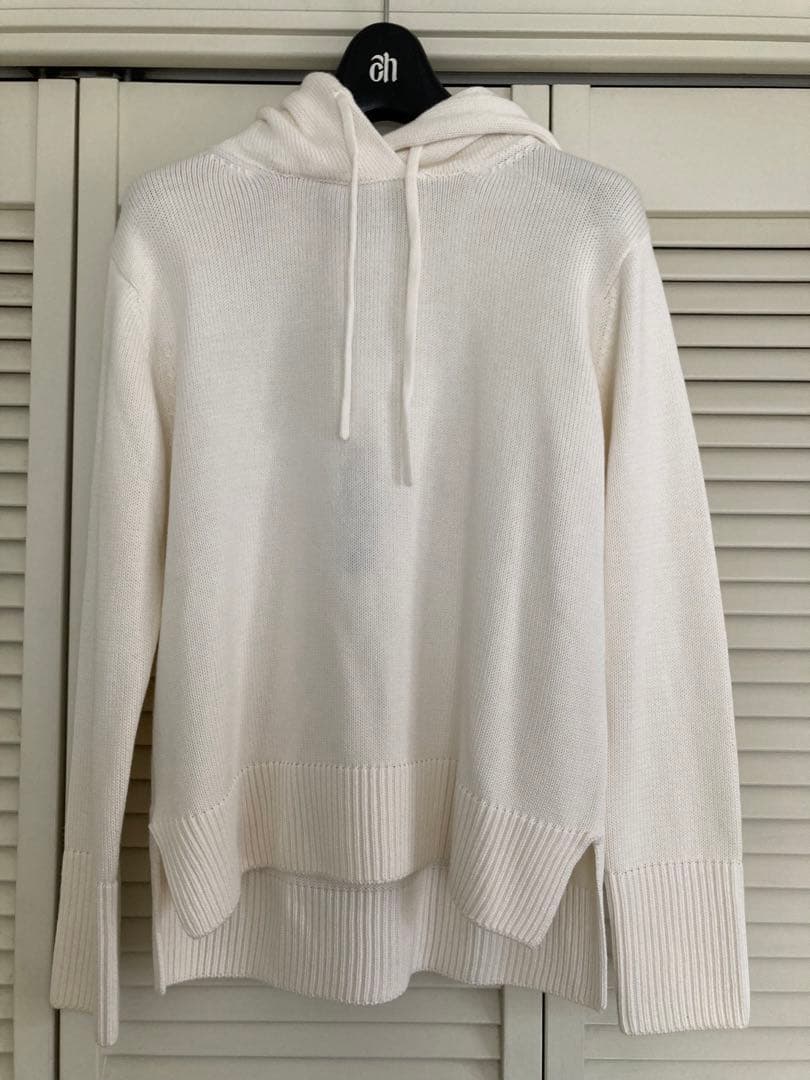 定価24200円　martinique カシミア混パーカー　新品未使用