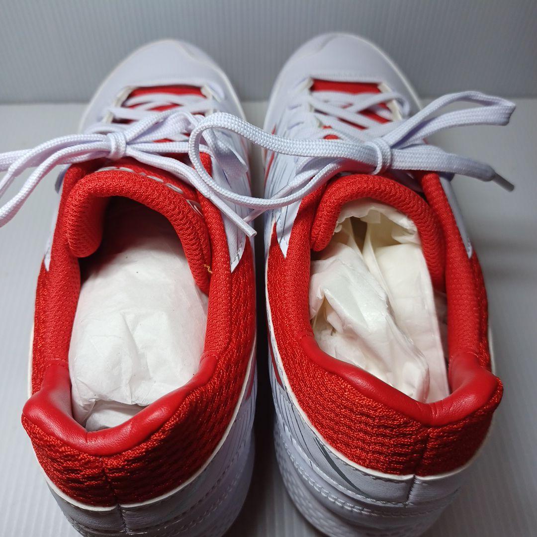 ASICS スパイクシューズ ホワイト/レッド　2５cm　金具スパイク　箱付き