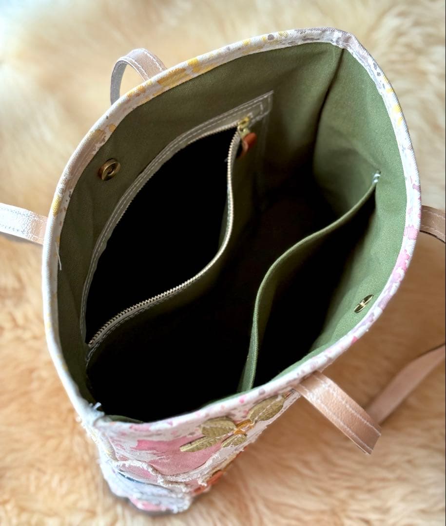 (手づくり)\"いろんな子たち\"ねこイヌアップリケトートバッグネコわんちゃん