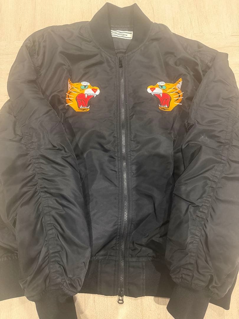 オニツカタイガー ボンバージャケット 刺繍 虎 MA-1 黒 M