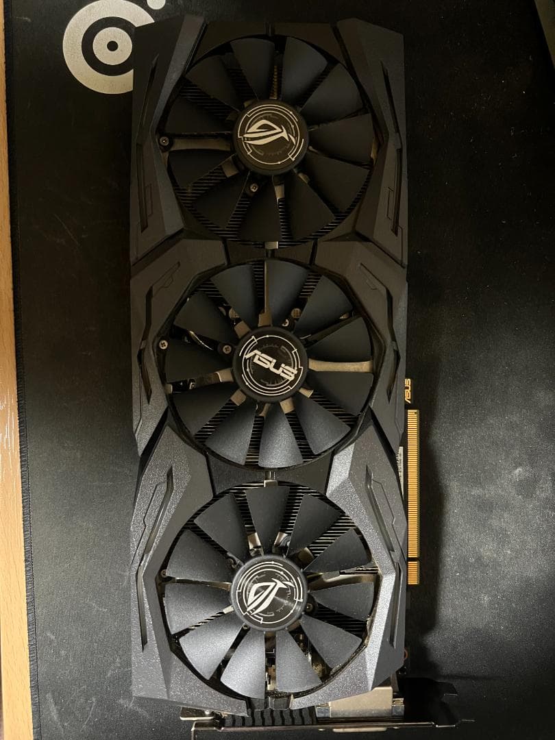 ASUS STRIX GTX 1080 3ファン