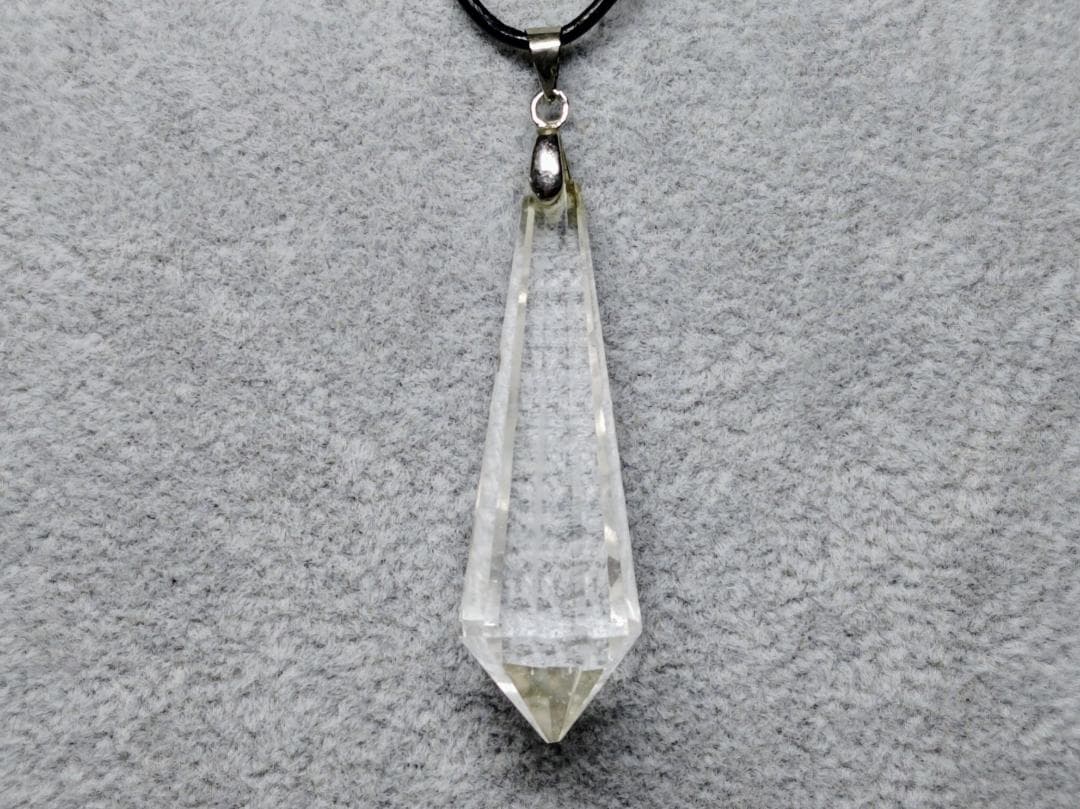 S-71 水晶 ネックレス アクセサリー クォーツ 原石 自然石 誕生石 宝石