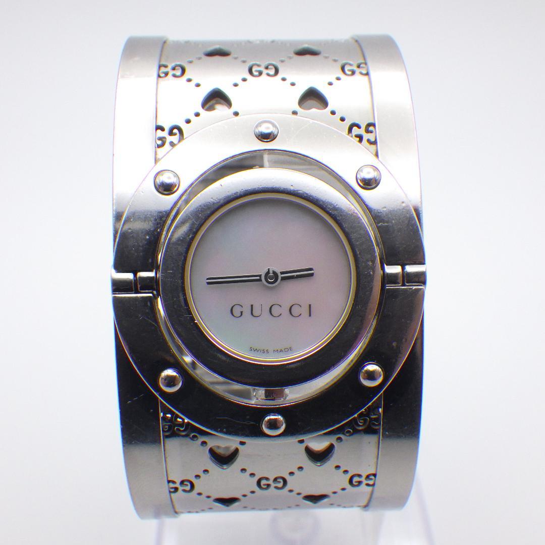 稼働 GUCCI グッチ トワール バングル腕時計 ハートデザイン ピンクシェル